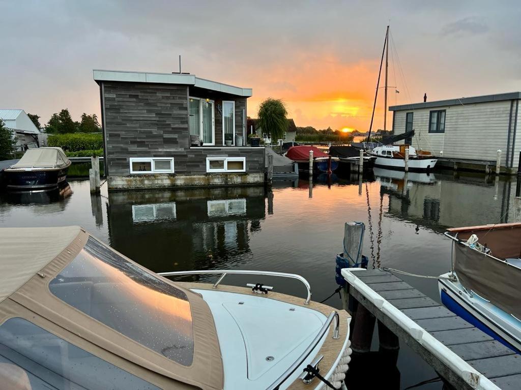 阿斯米尔 Quiet Waterloft Near Amsterdam And Schiphol Ws17酒店 外观 照片